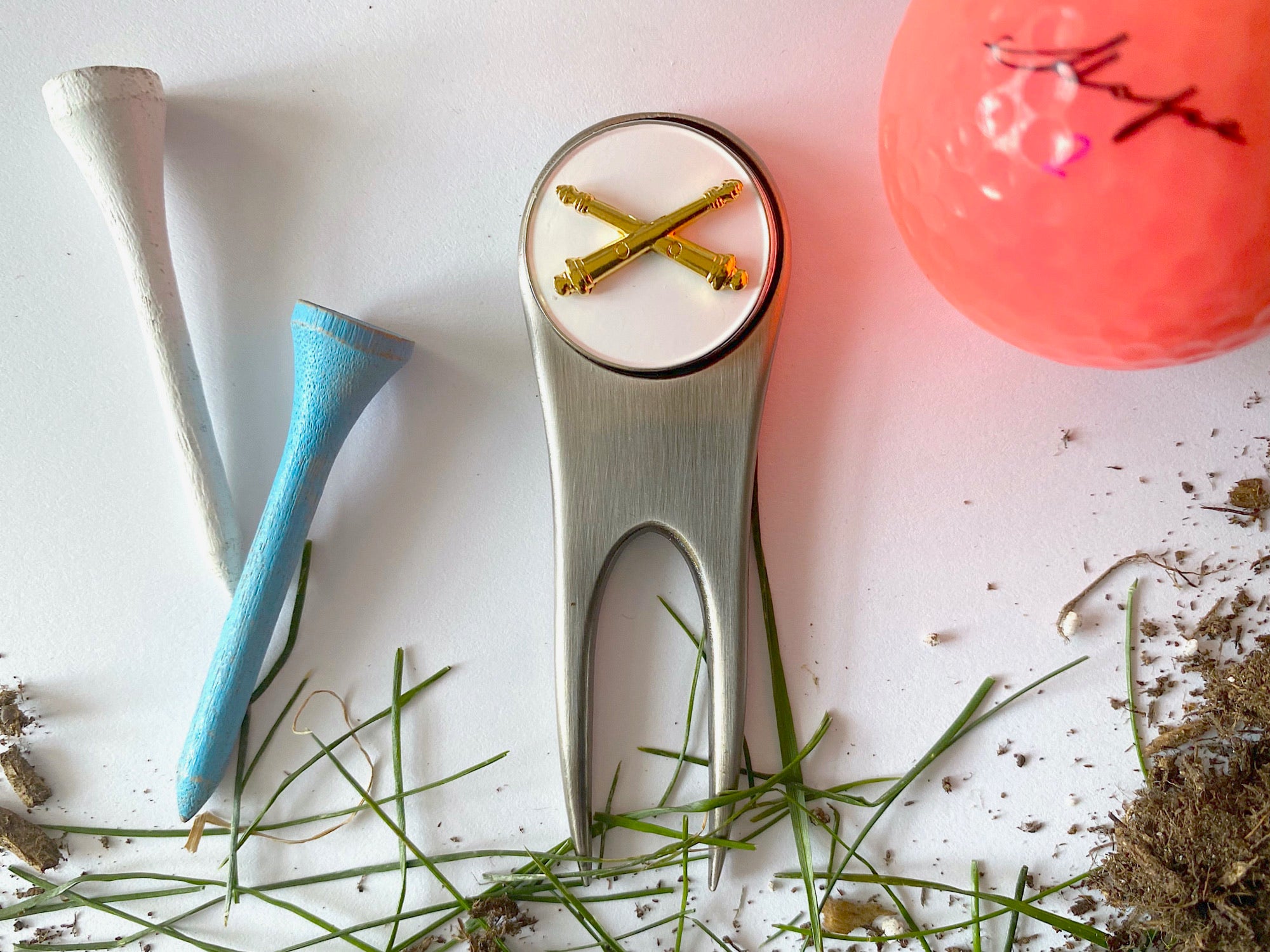 Field Artillery Golf Divot Tool and Ball Marker