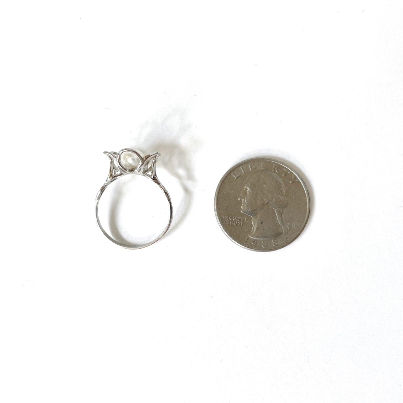 Flower Sterling Silver Pearl Ring