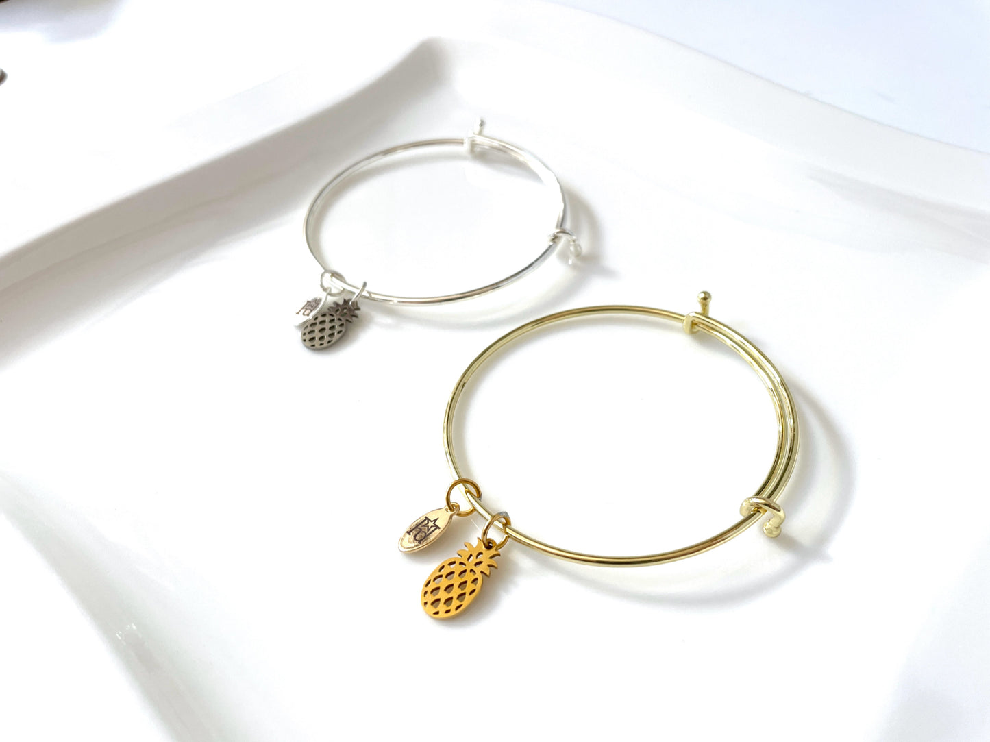 Pineapple Gold Bangle Bracelet