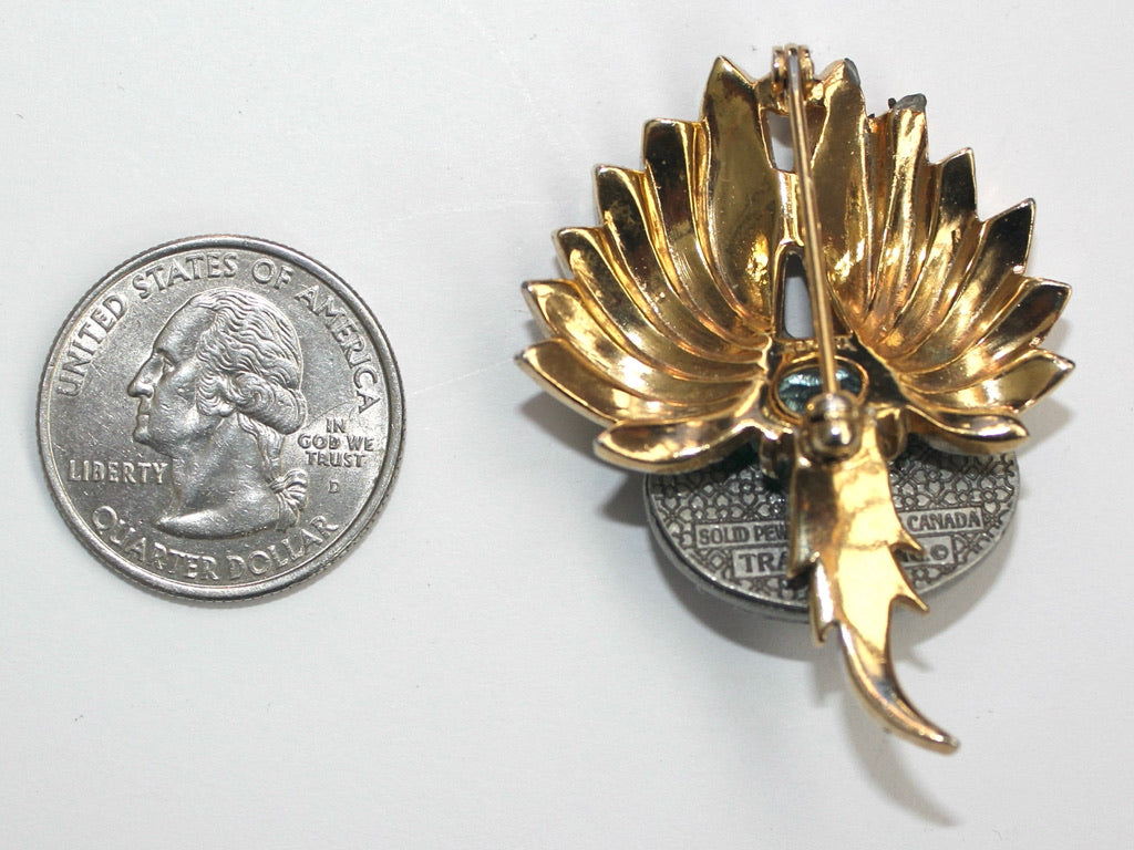 White House One of a Kind Brooch BR1022