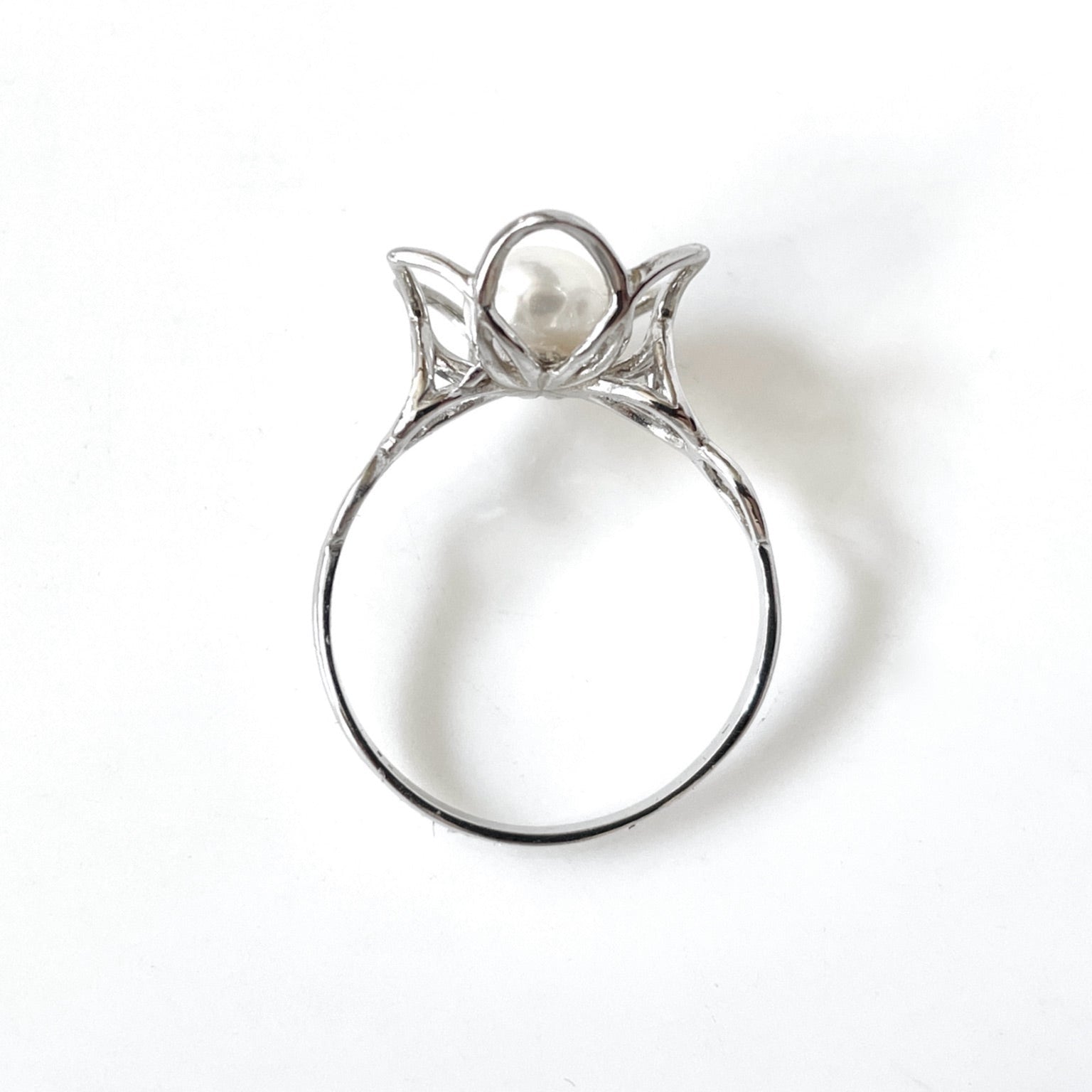 Flower Sterling Silver Pearl Ring