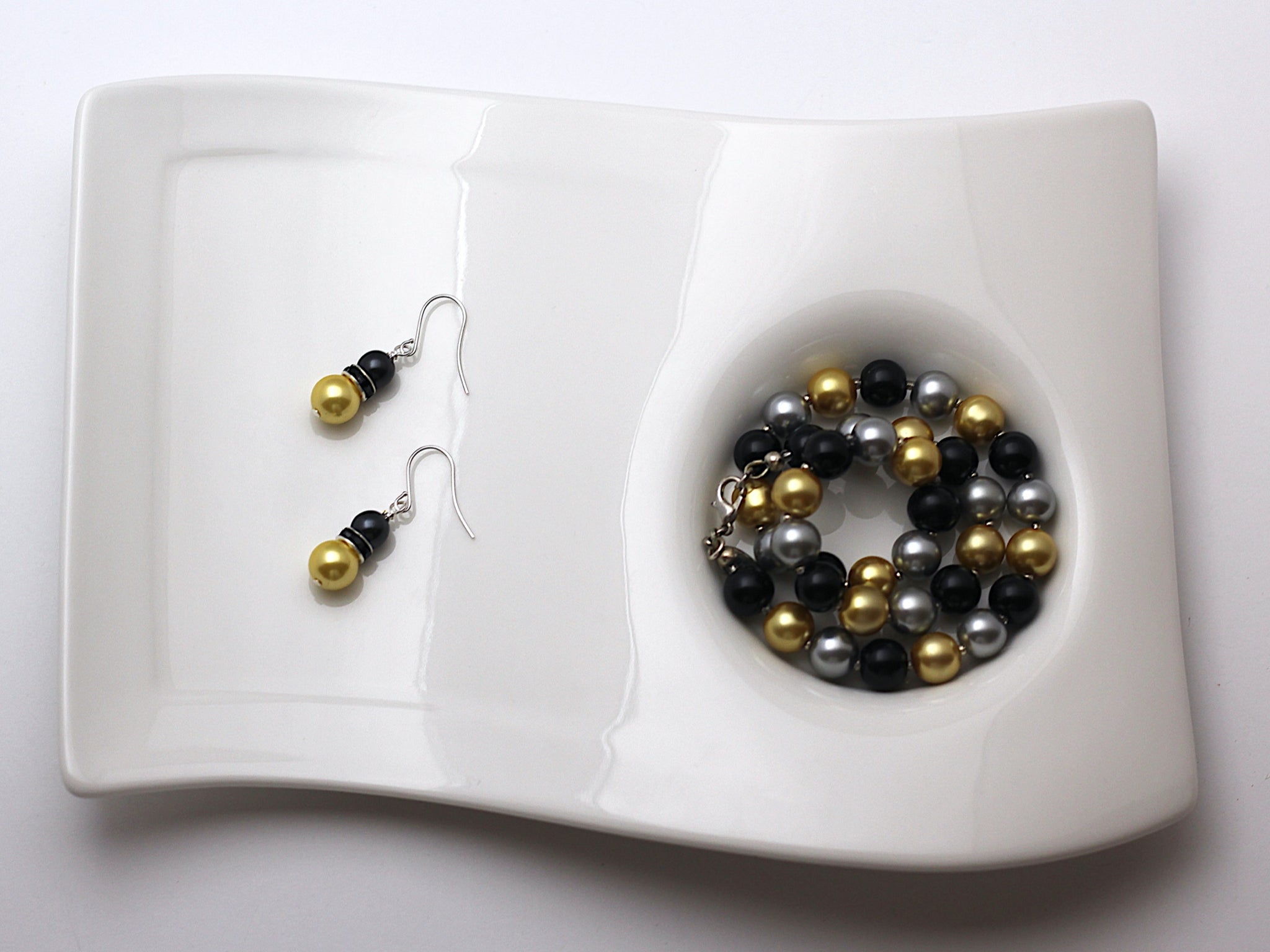 Black & Gold Pearl Earrings
