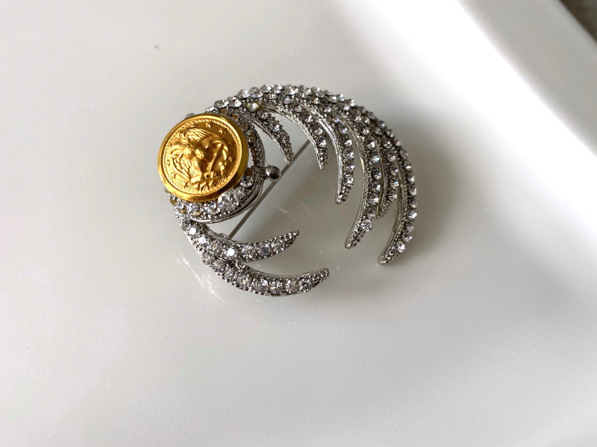 US Navy Uniform Button Limited Edition Brooch BR816