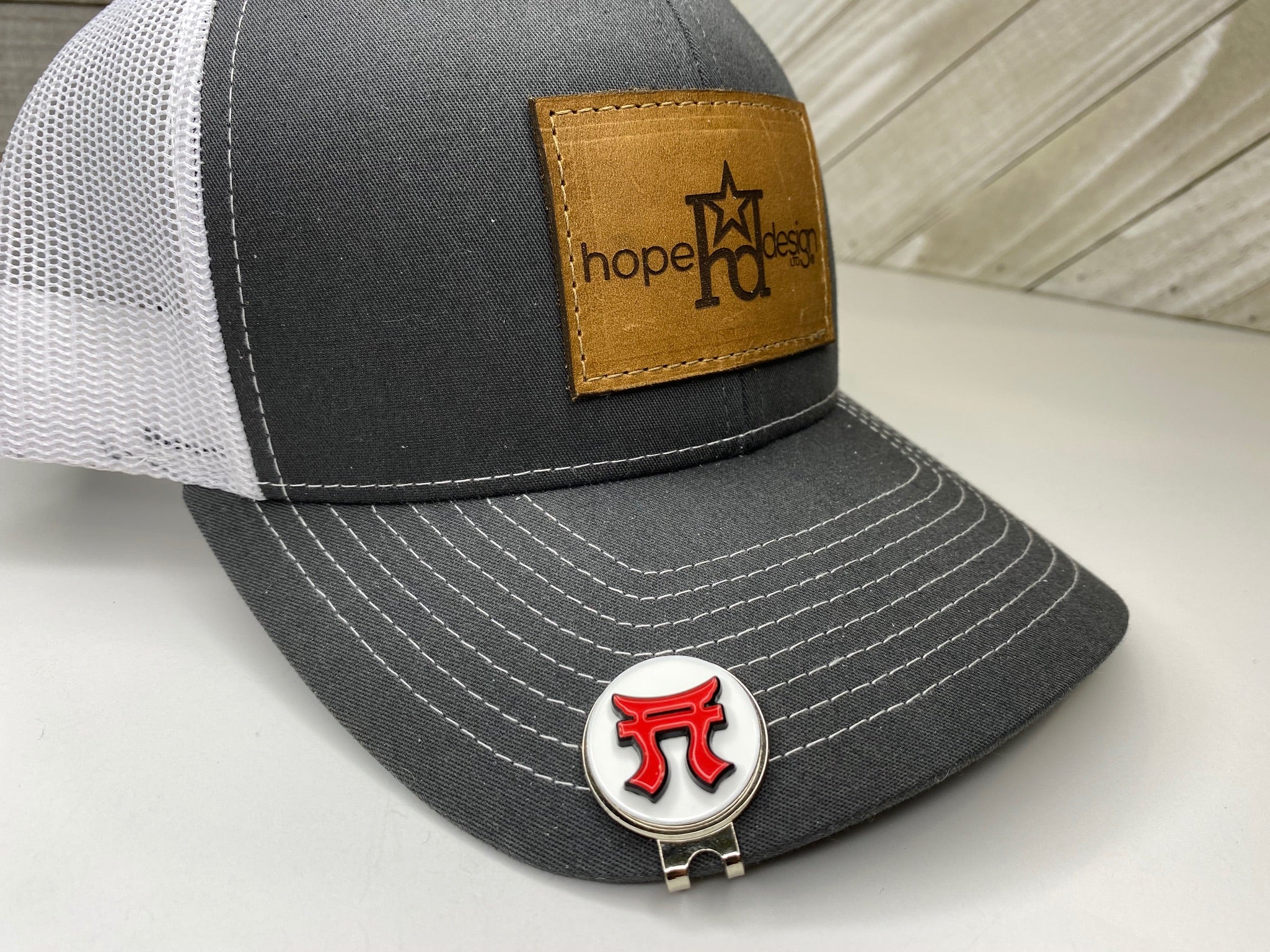 187th Airborne Infantry Regiment "Rakkasans" Golf Hat Clip and Ball Marker