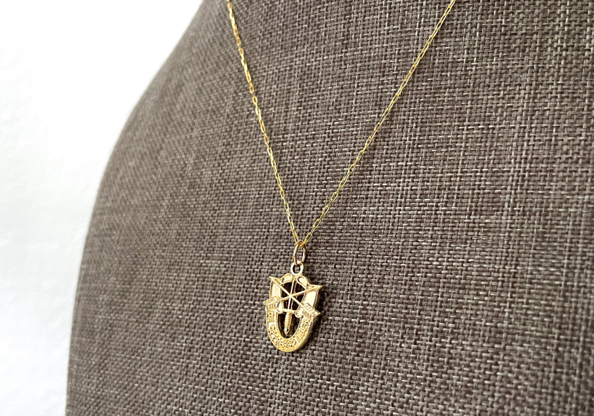 US Army Special Forces 'De Oppresso Liber' (DOL) Gold Charm Necklace