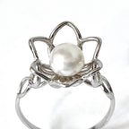 Flower Sterling Silver Pearl Ring