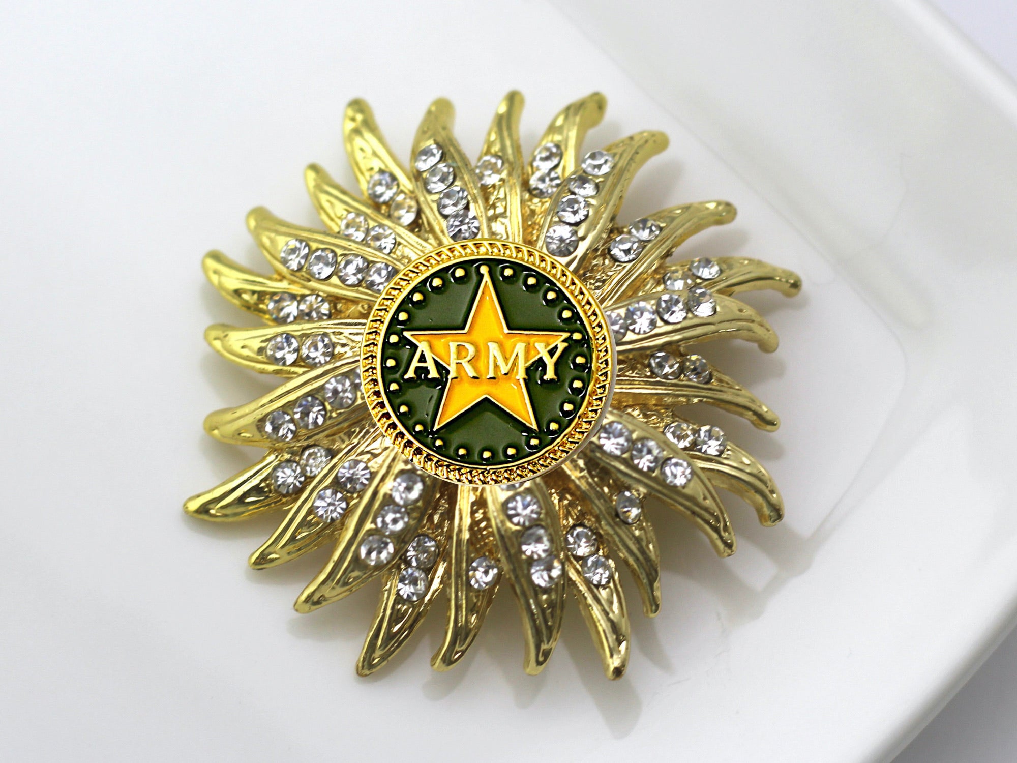 Army Brooch 15O