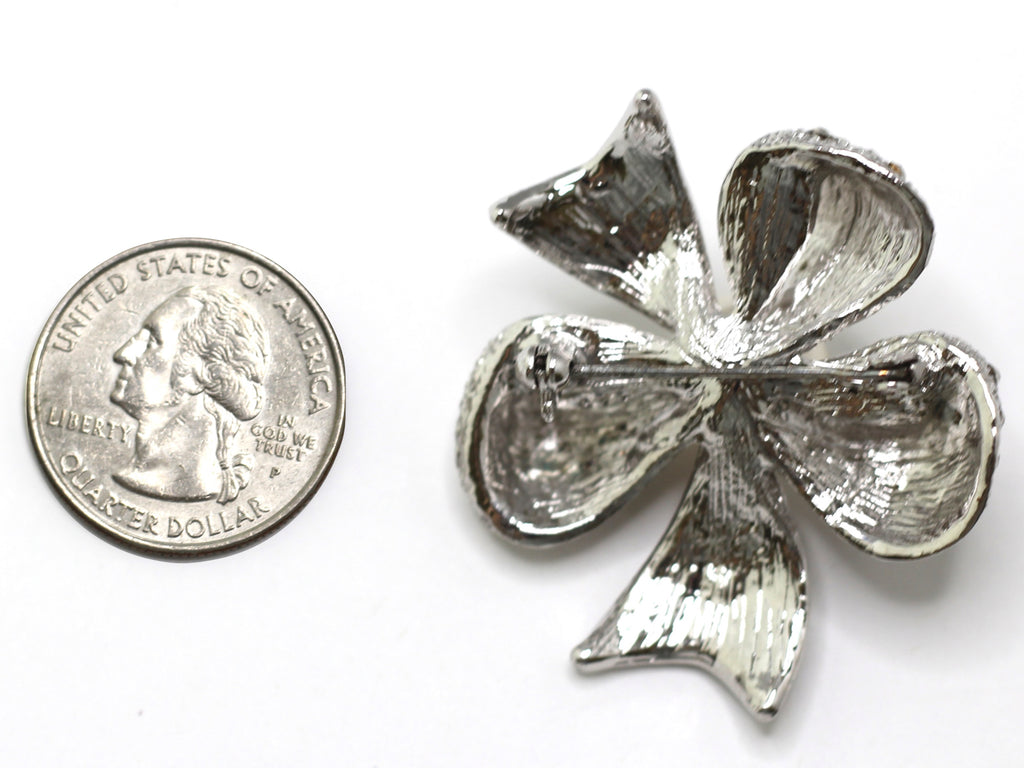 Brooch 22L