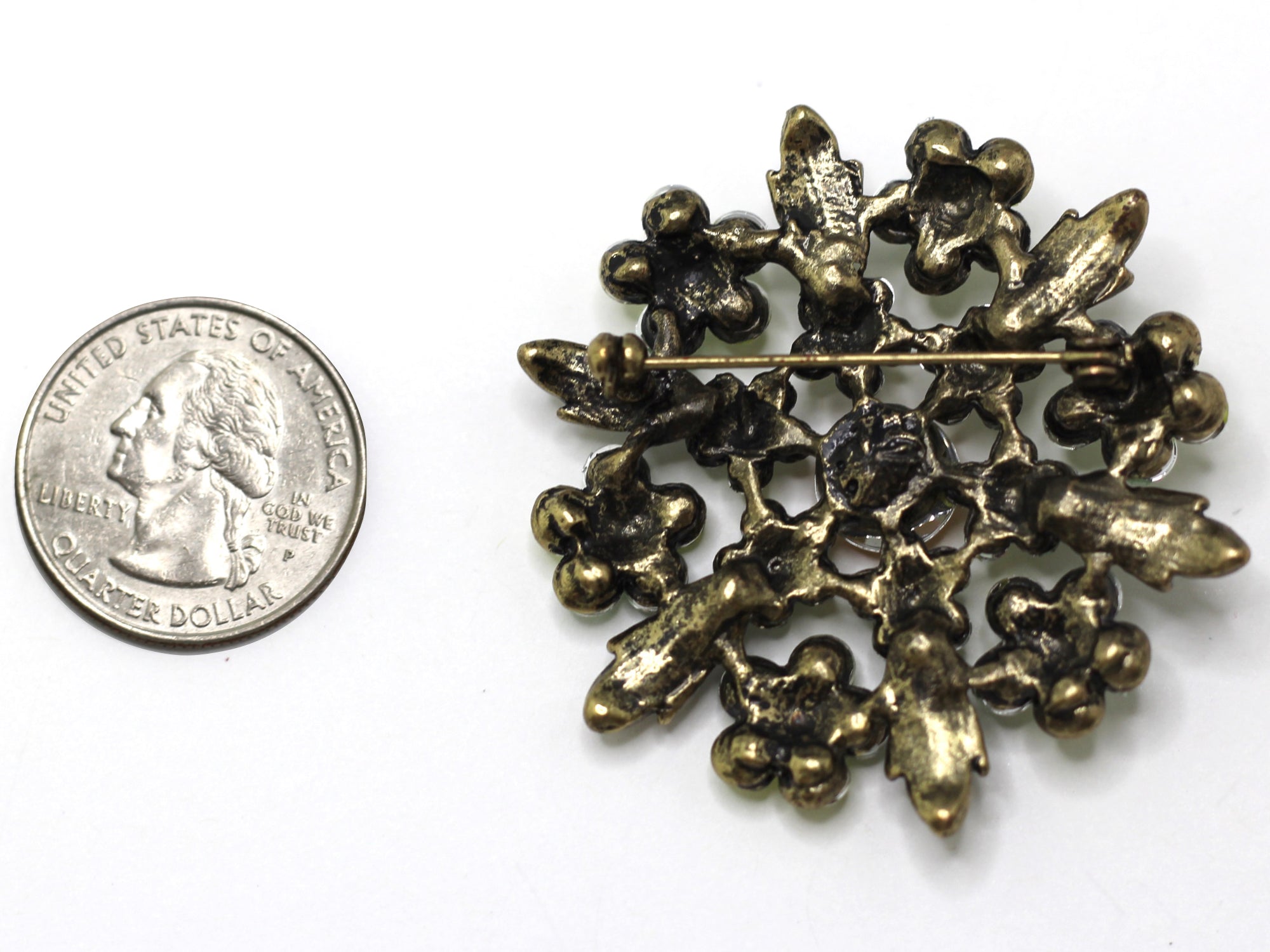 Brooch 8F