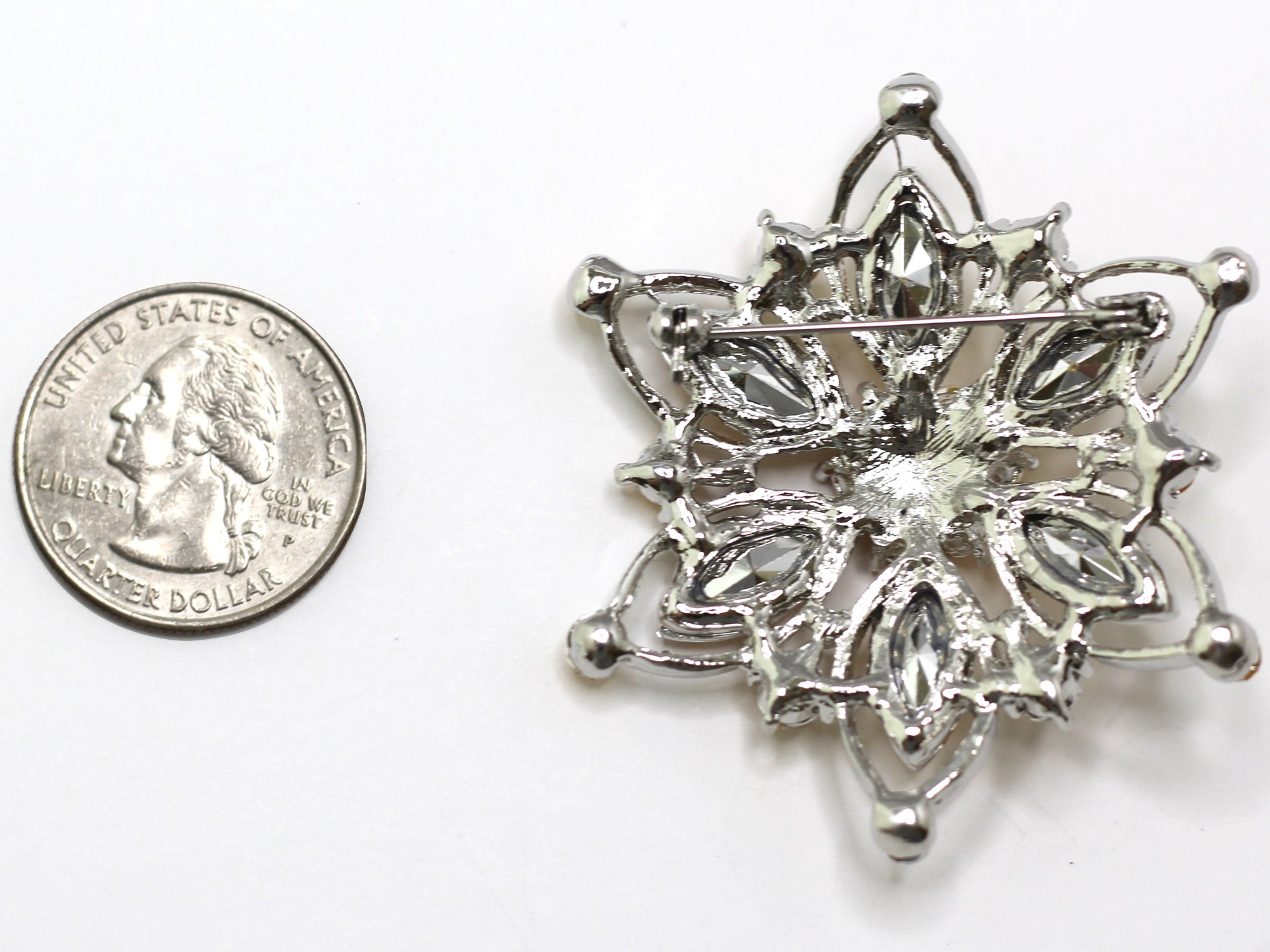 Brooch 9L