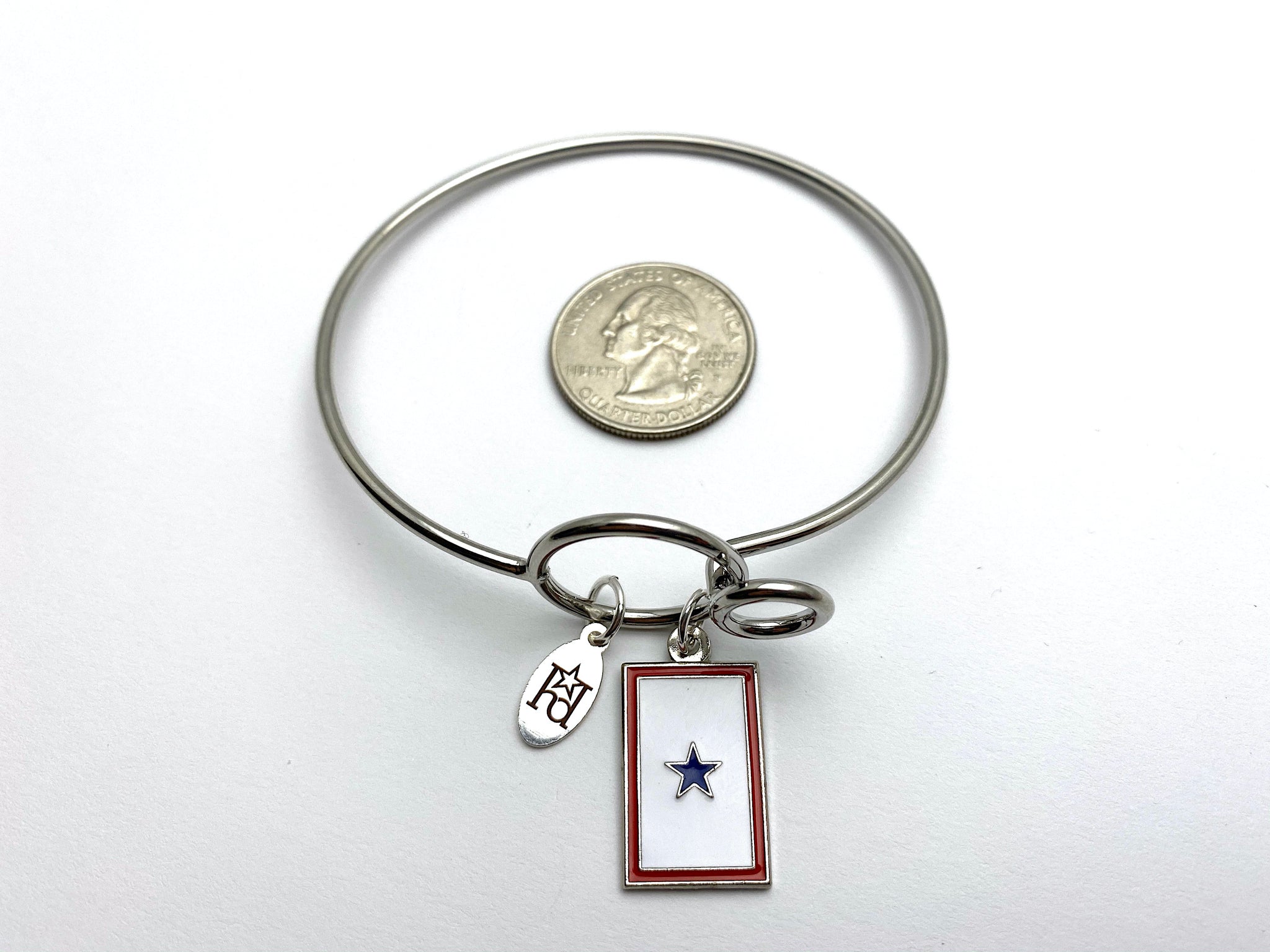 Blue Star Banner Memory Wire Bracelet