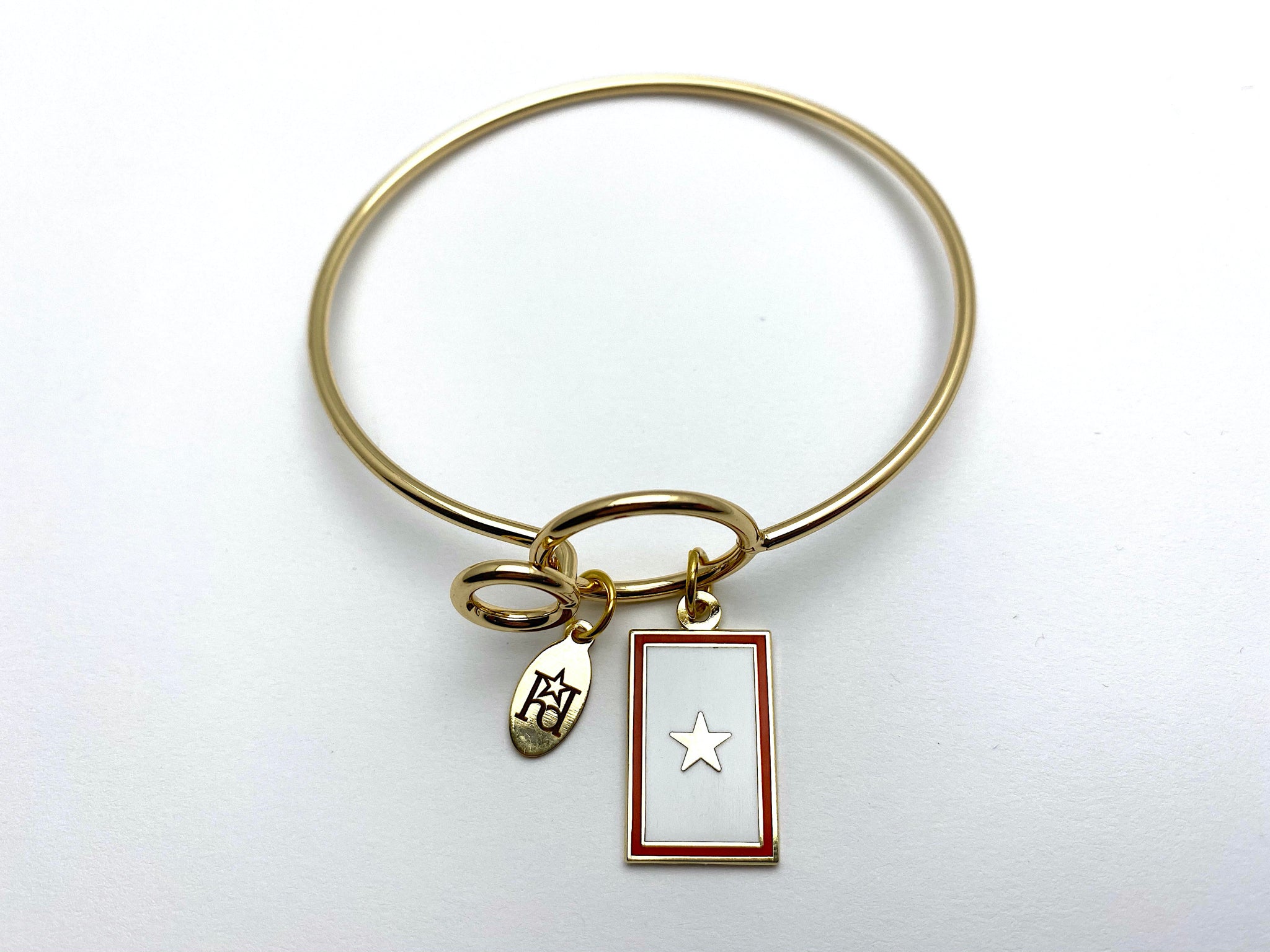 Gold Star Banner Memory Wire Bracelet