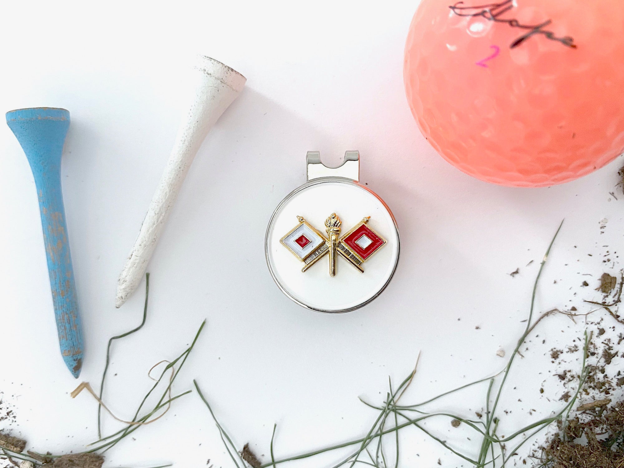 Signal Golf Hat Clip and Ball Marker