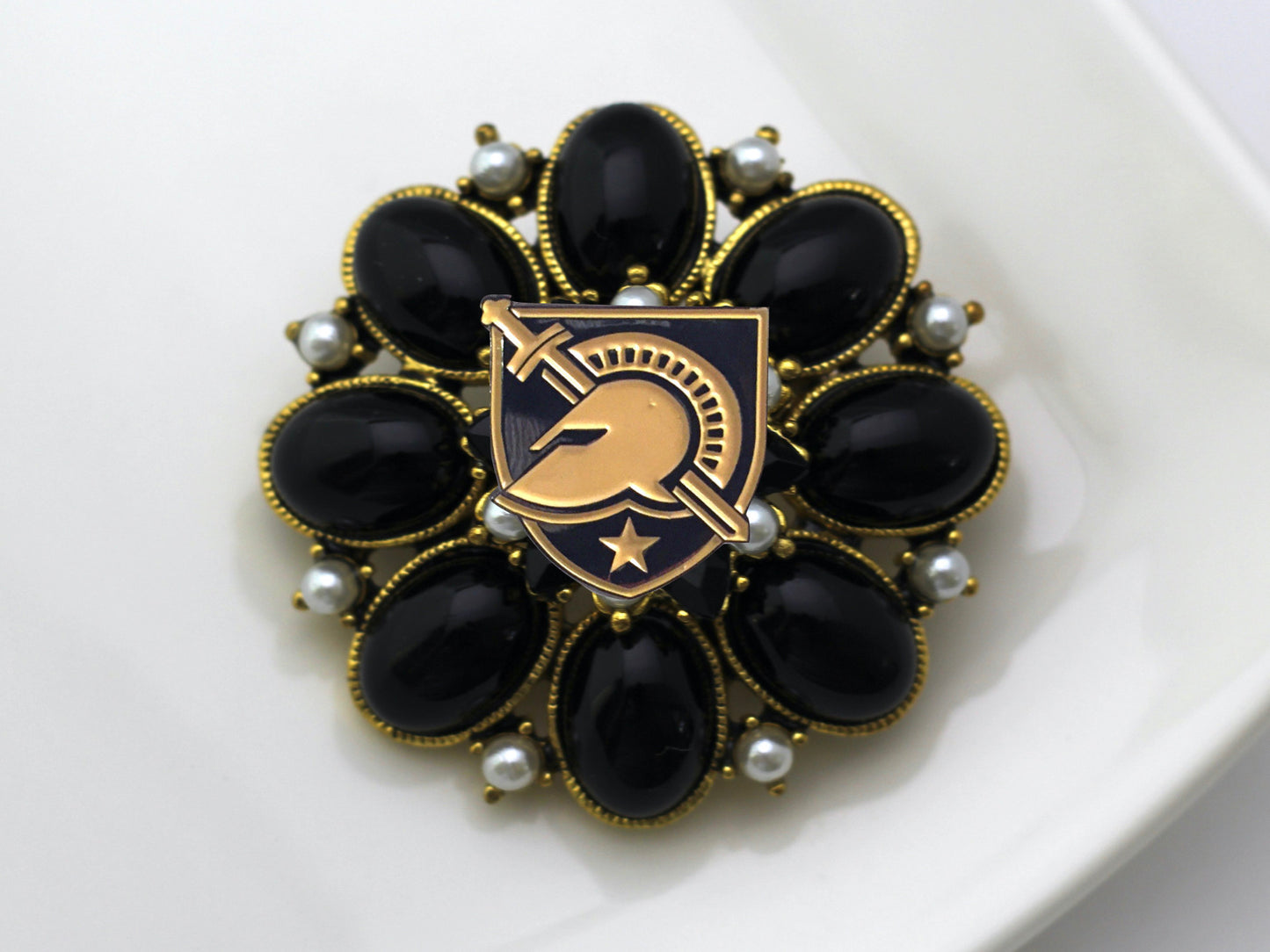 USMA Athletic Logo Brooch 13A