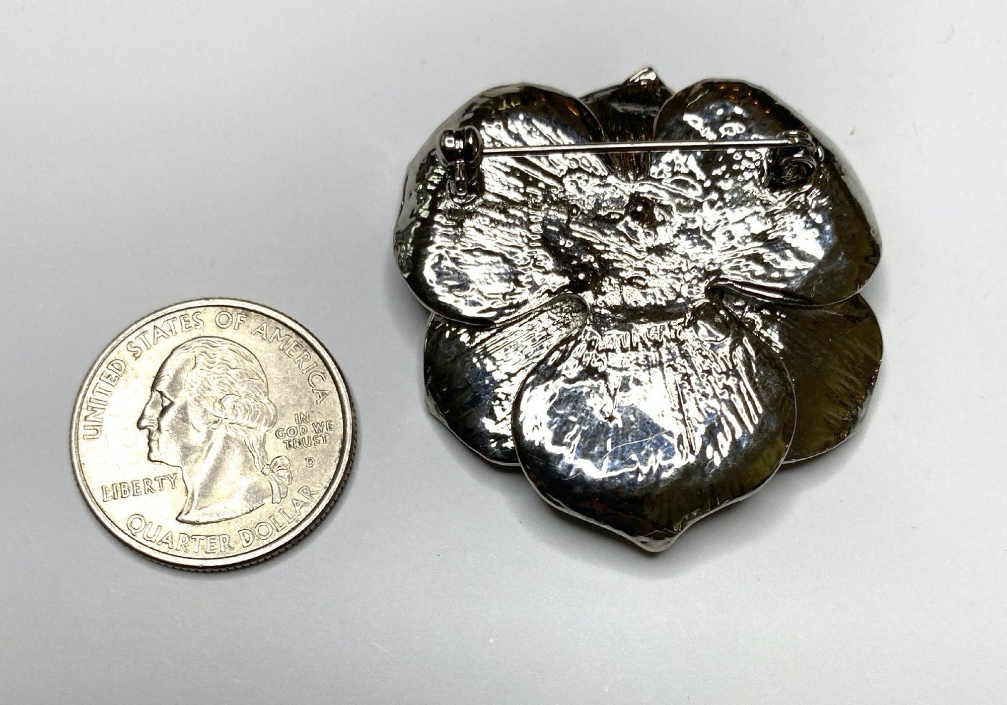 Army Limited Edition Brooch BR339