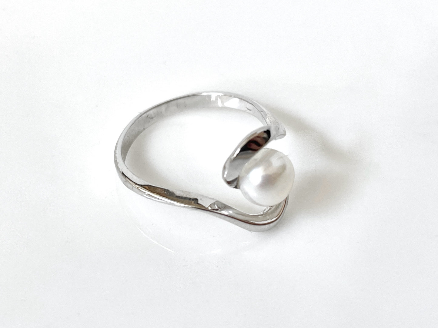 Swirl Sterling Silver Pearl Ring