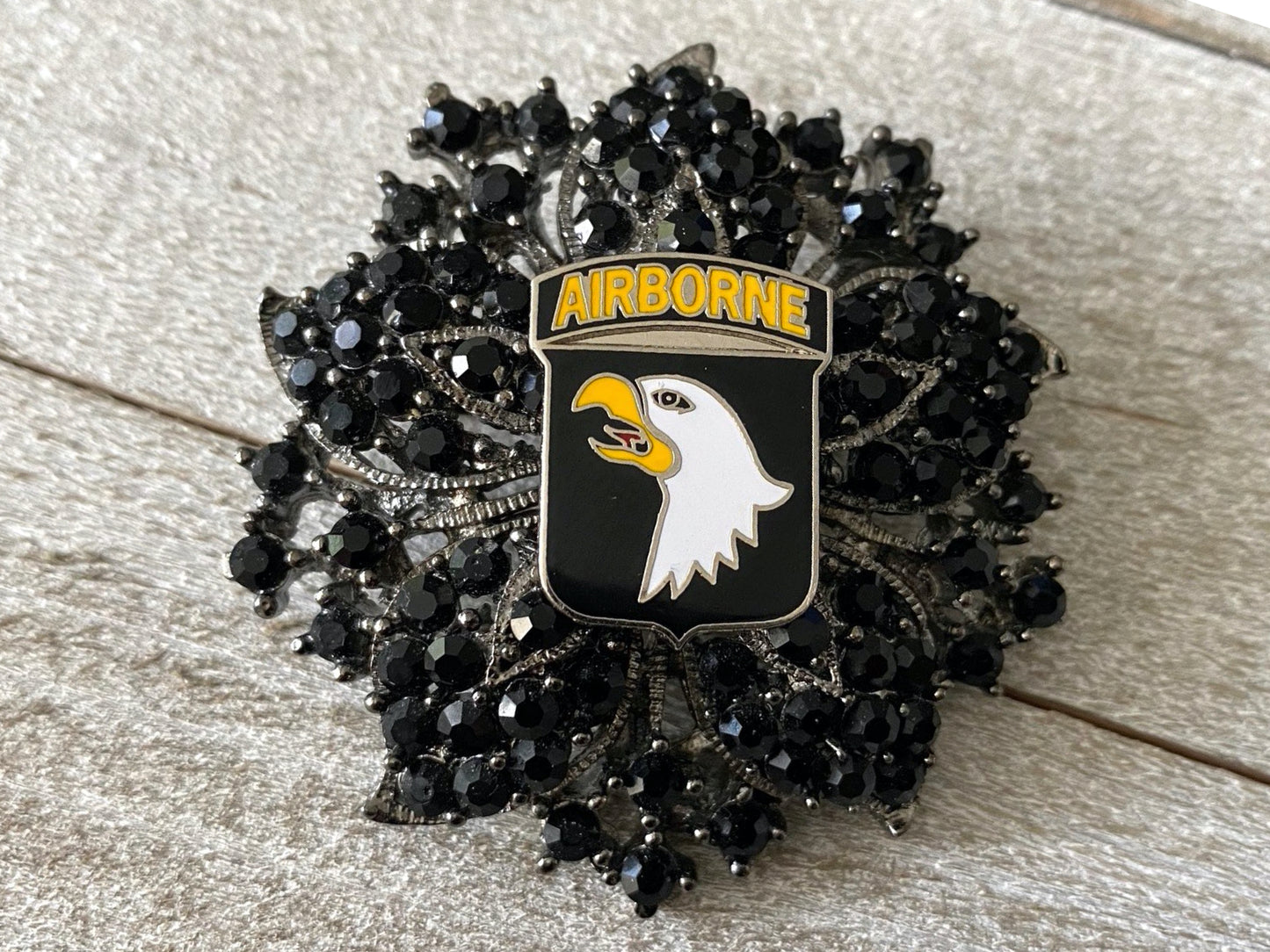 101st Airborne Division Limited Edition Brooch BR818