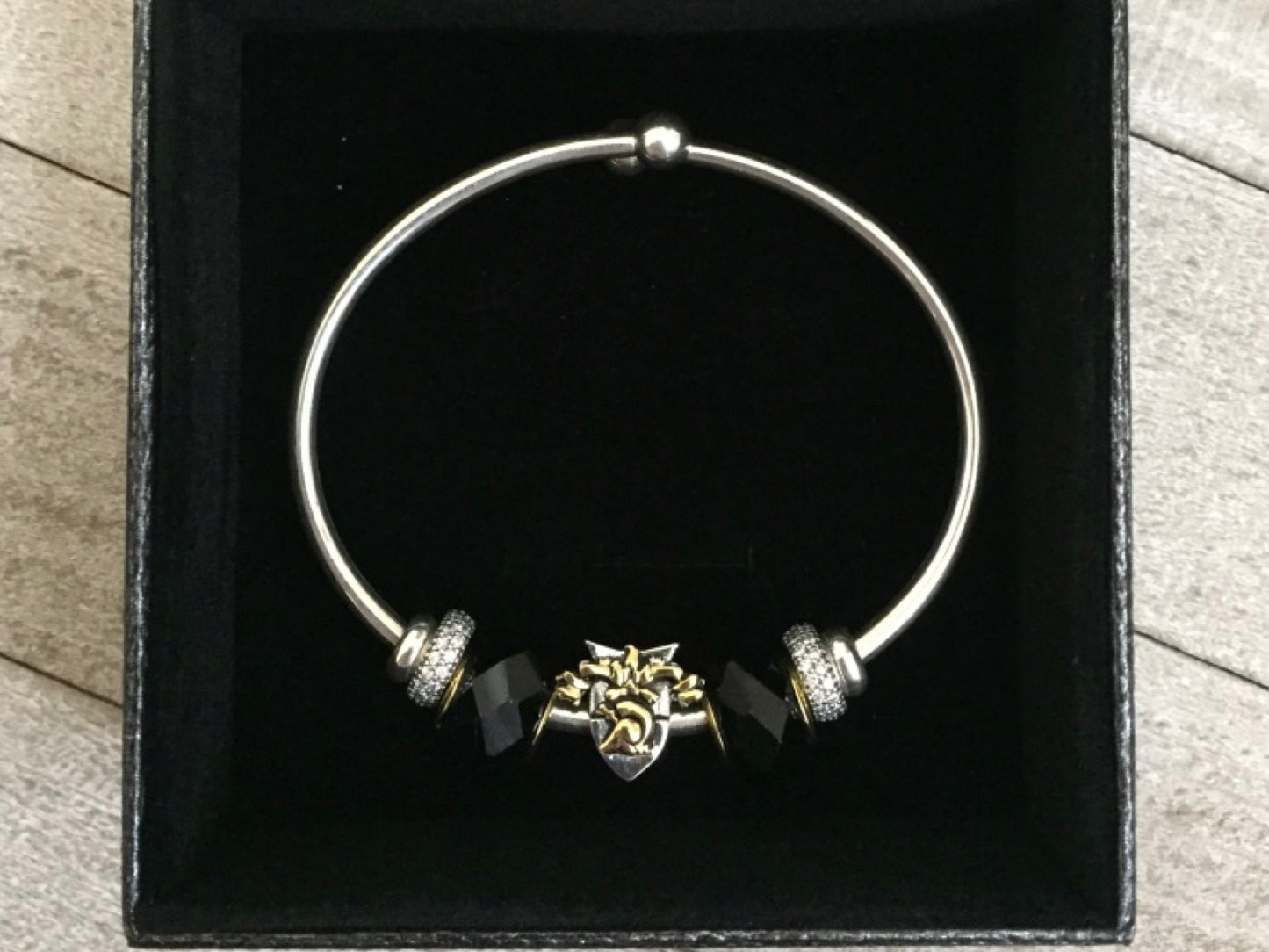 USMA Crest Sterling  Silver Bracelet