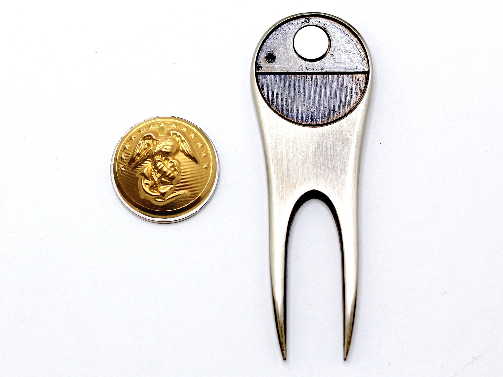 Marine Golf Divot Tool and Ball Marker