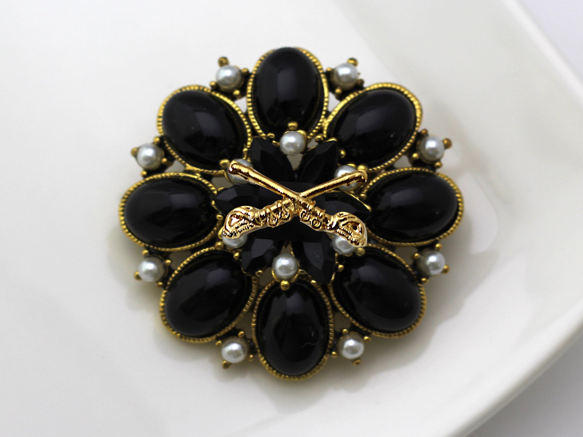 Cavalry Brooch 13A
