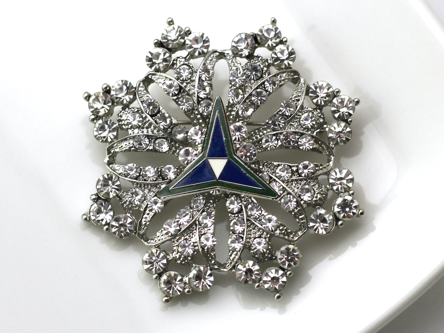 III Corps Brooch 22C