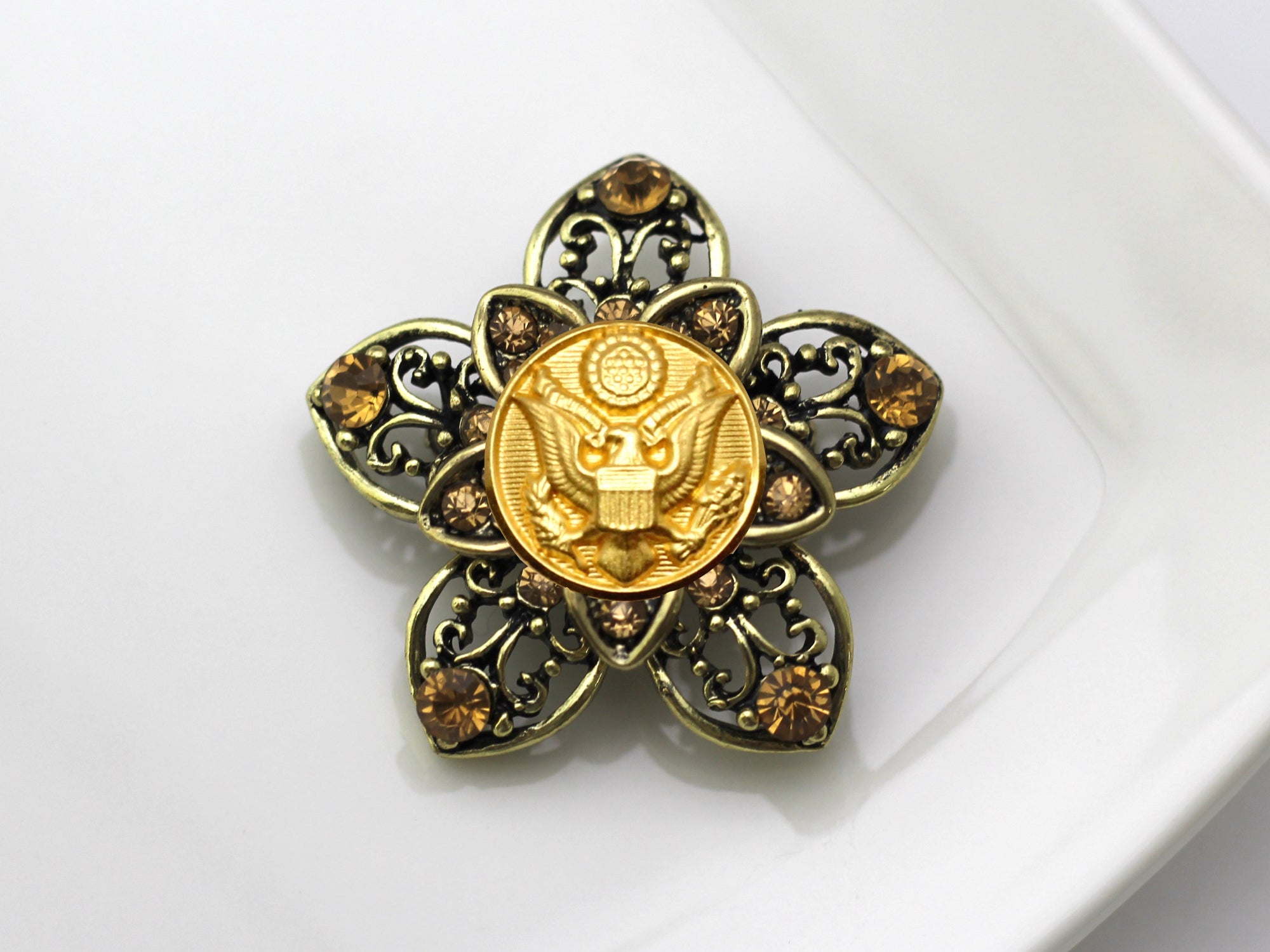 Military Button Brooch 14J