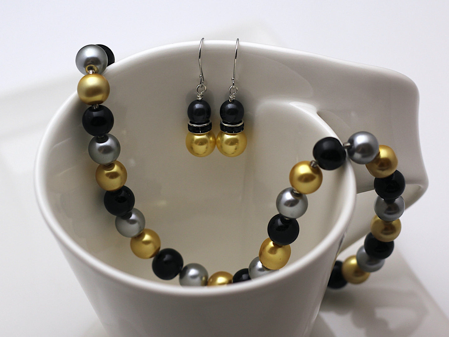 Black & Gold Pearl Earrings