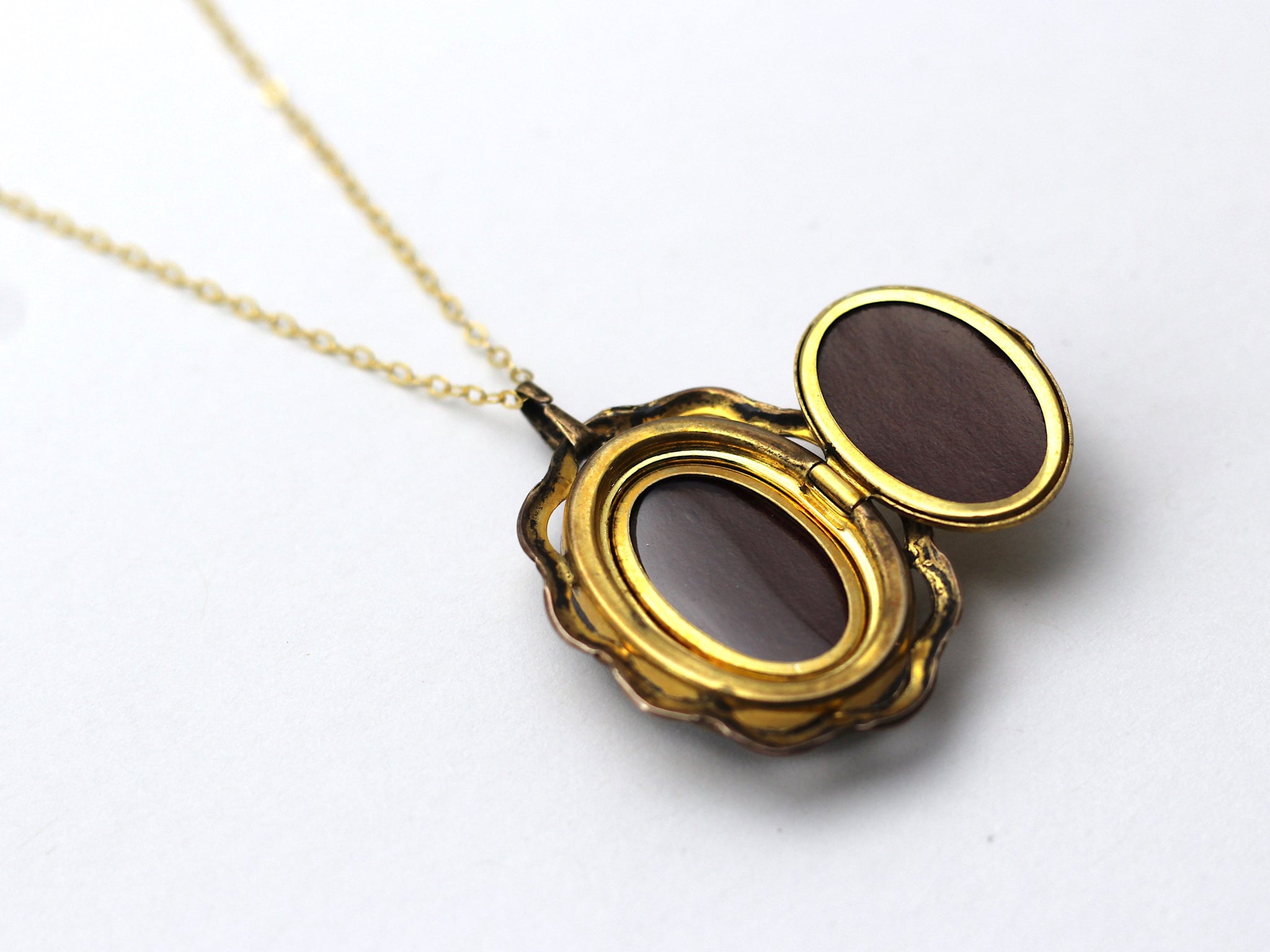 WWII-era Vintage Sweetheart Necklace | Navy Locket VB100