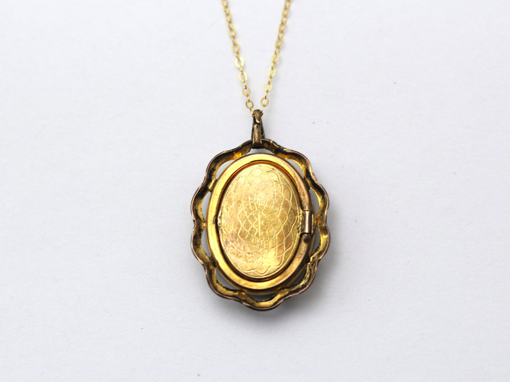 WWII-era Vintage Sweetheart Necklace | Navy Locket VB100
