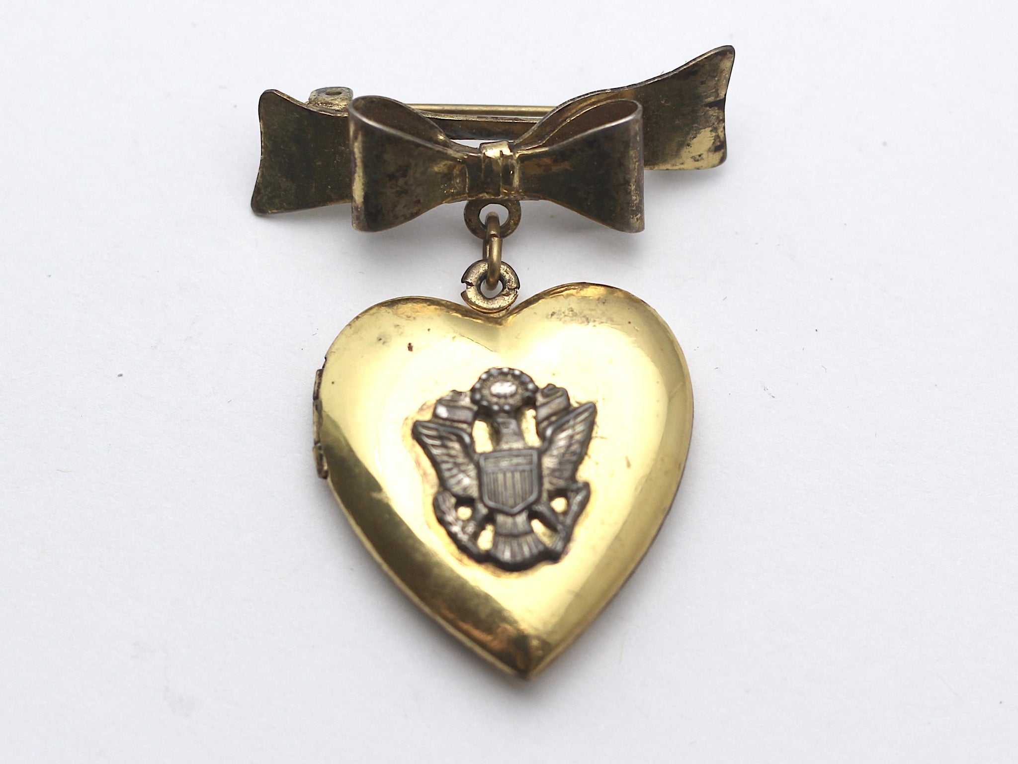 WWII-era Vintage Sweetheart Pin | Eagle Locket VB127